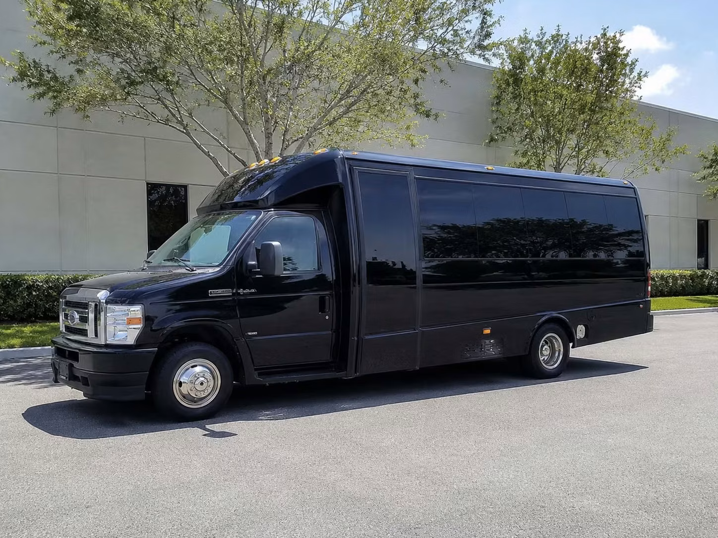 18 passenger minibus