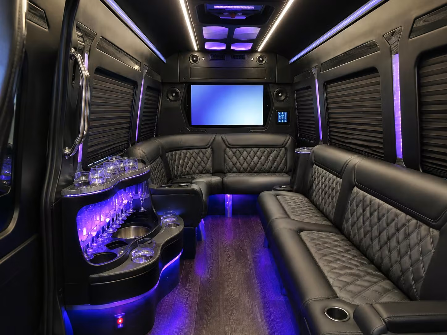 bachelorette party and rehearsal dinner buses in kent washington