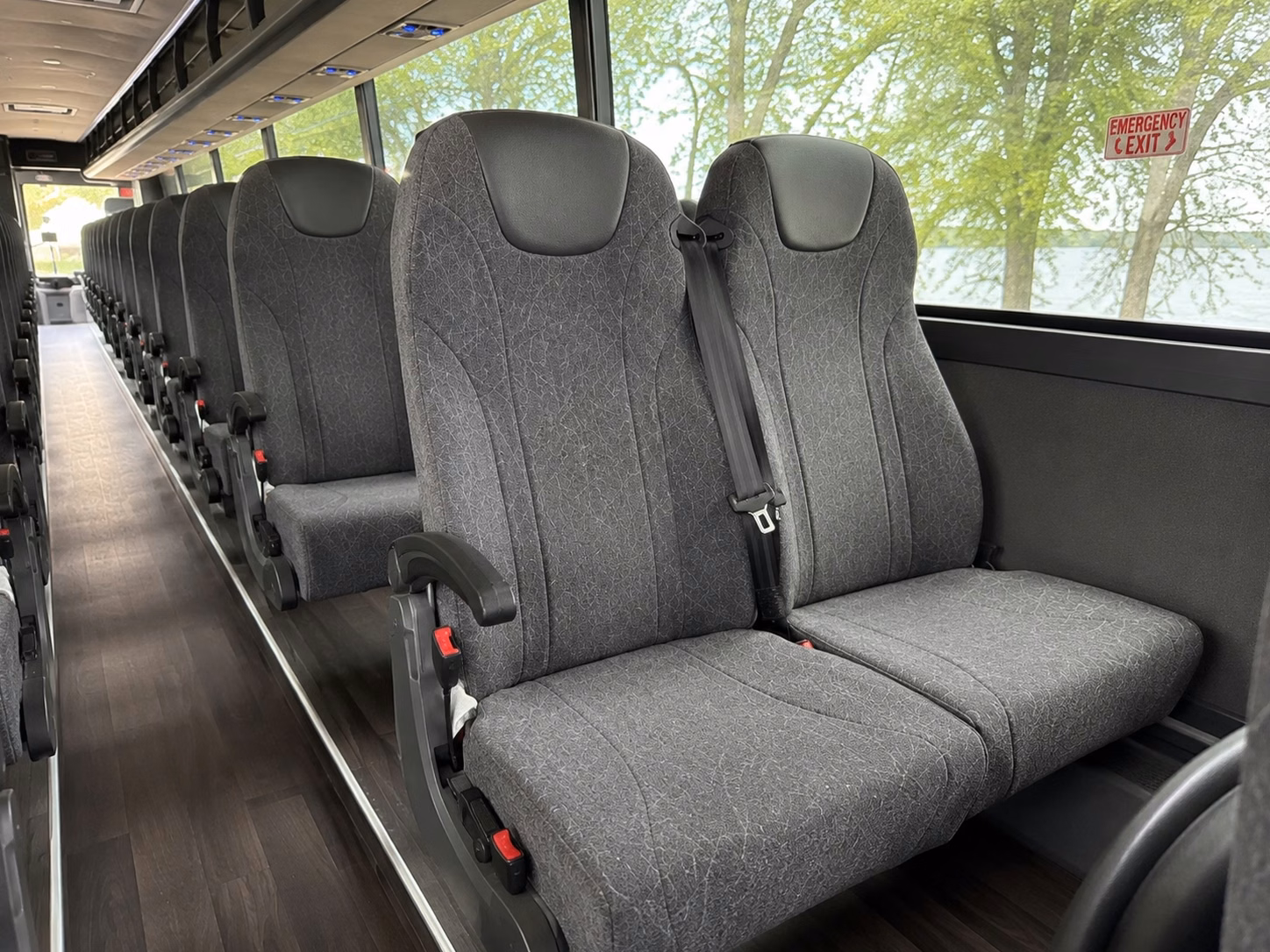 charter buses and party buses to seattle concert venues from kent