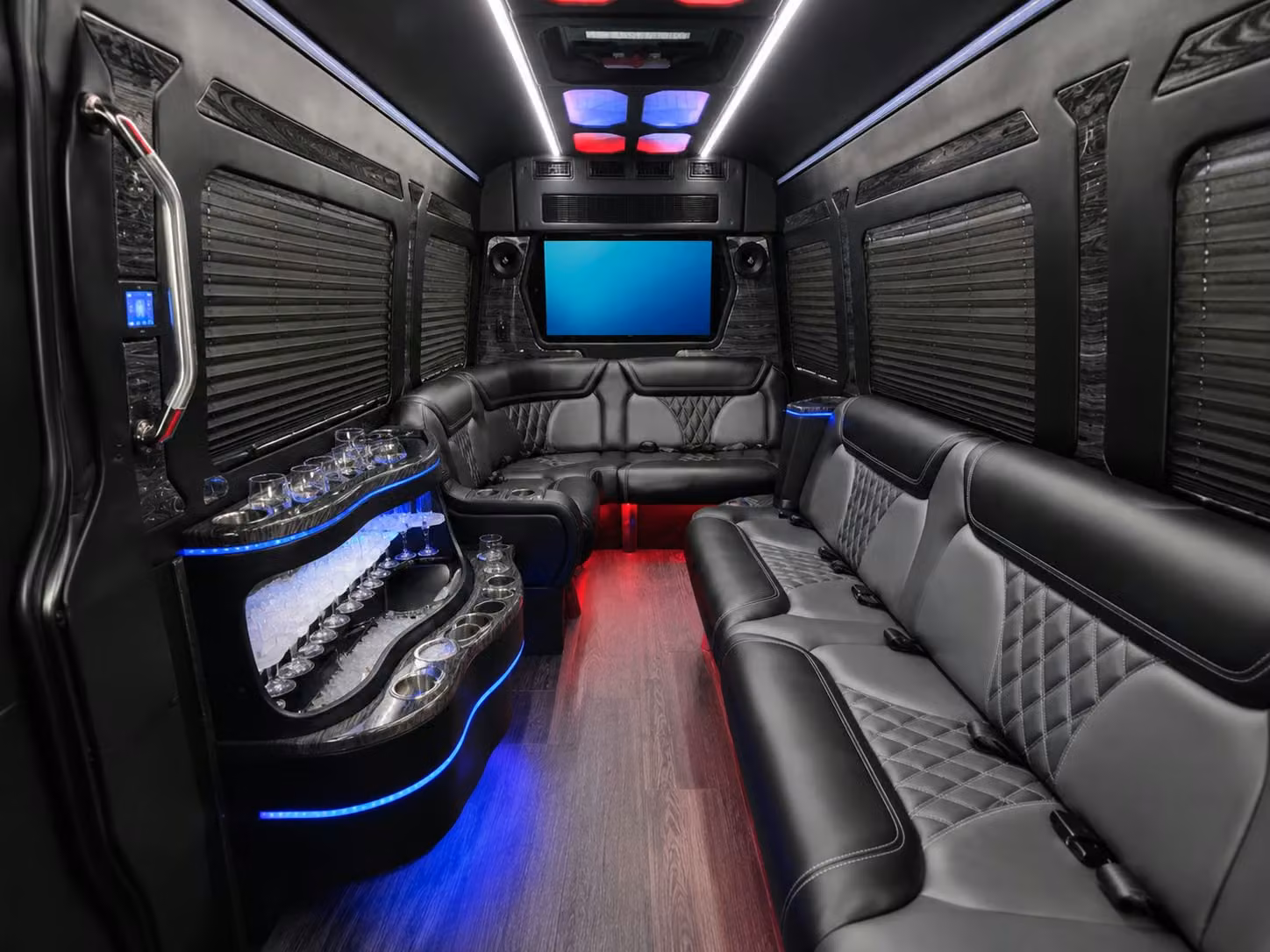 construction crew and worksite shuttle services in the kent valley