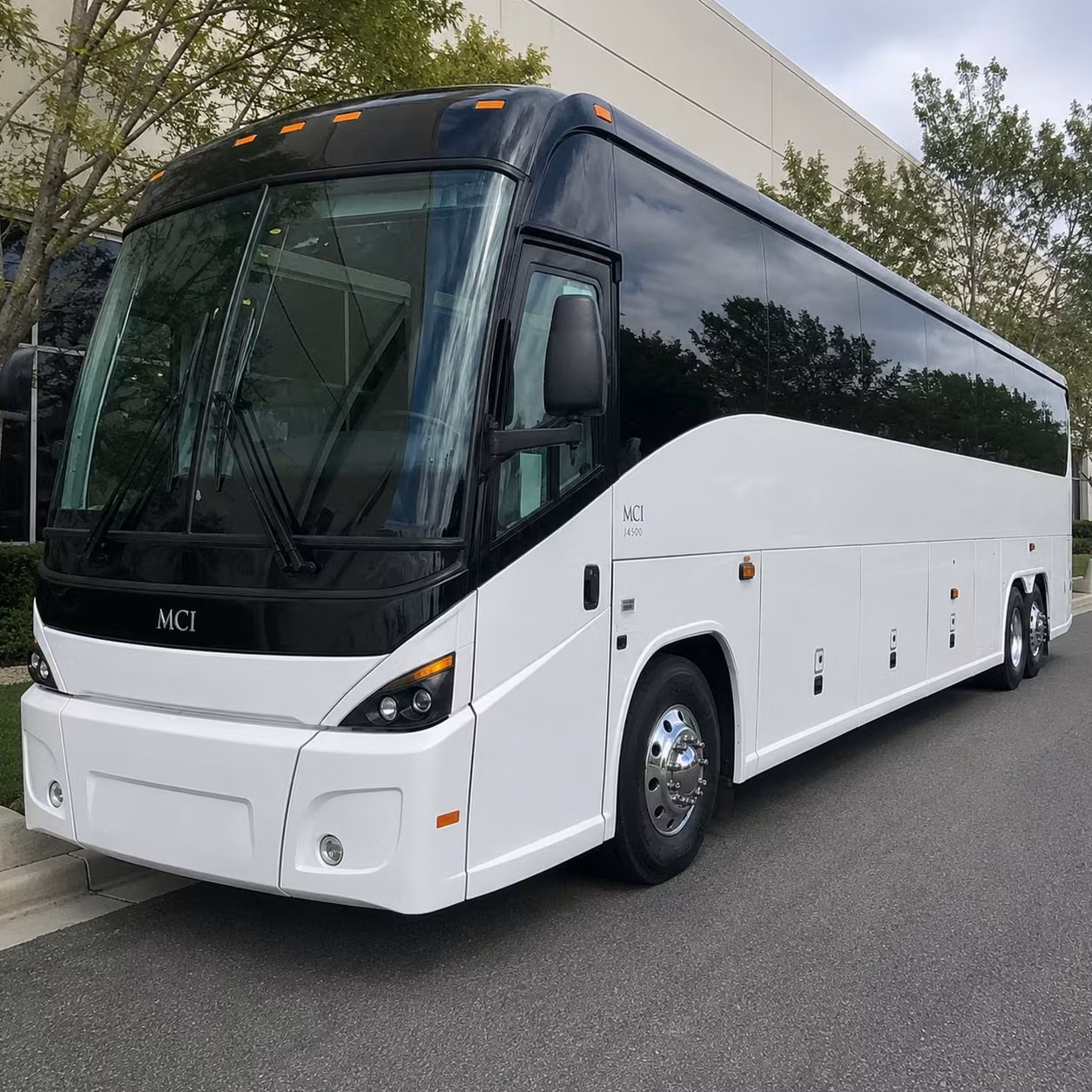 you can find and book airport transportation in kent and any nearby city