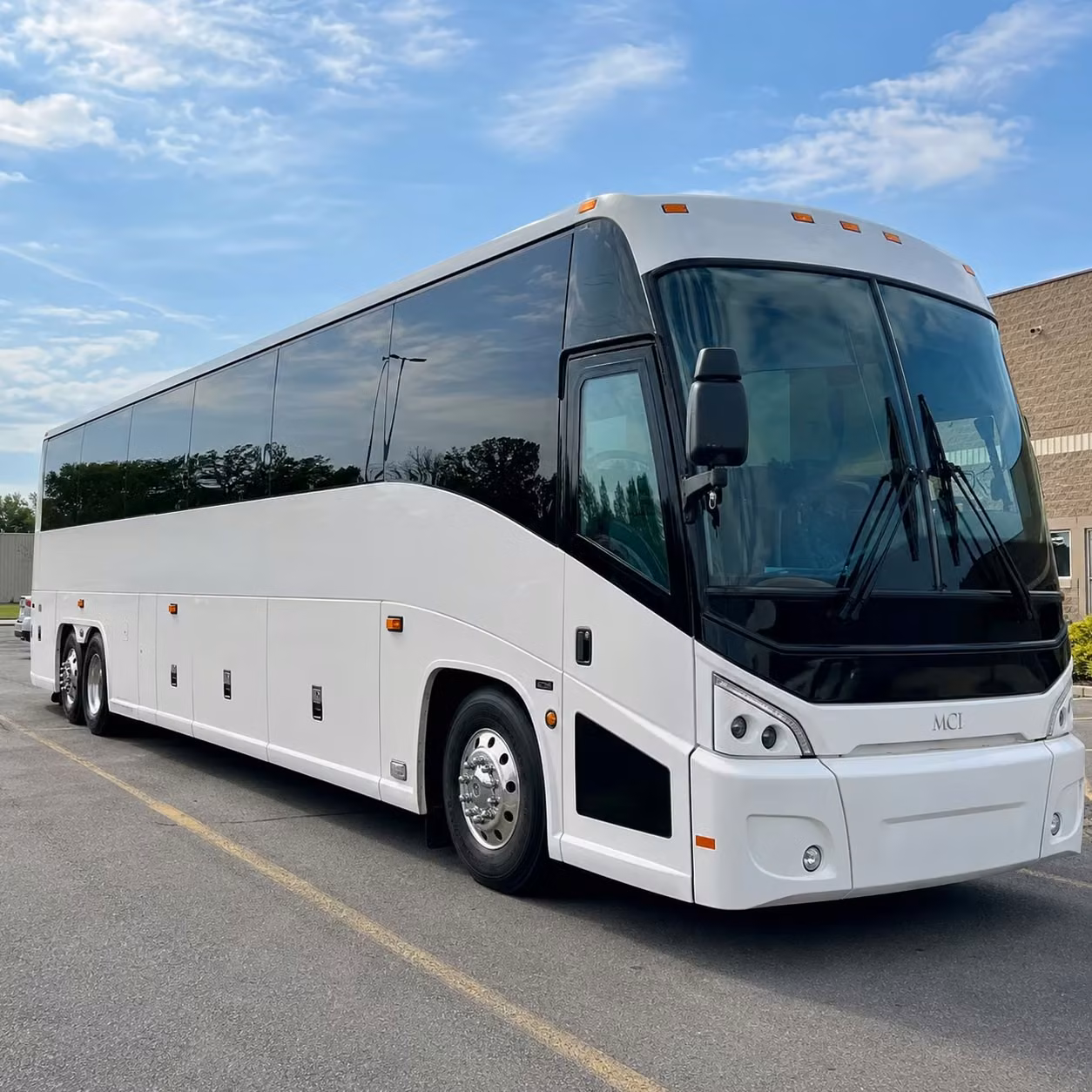 you can find and book long distance transportation in kent and any nearby city